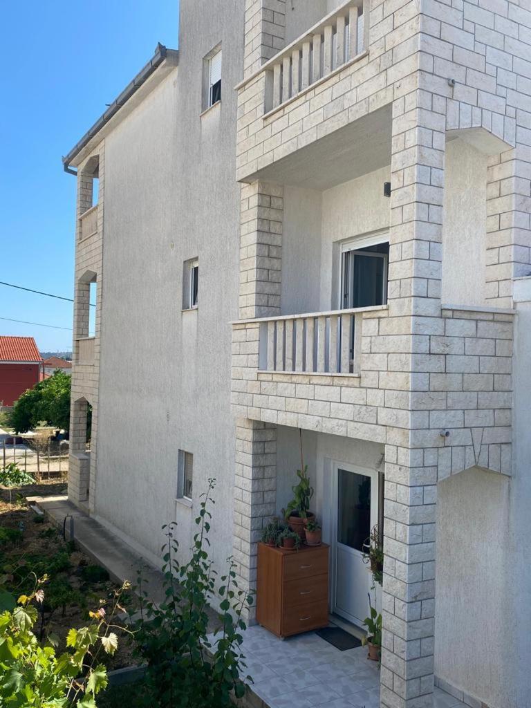 Apartmani Josipa Traù Esterno foto